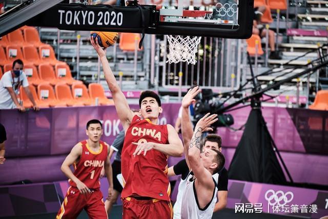 字路口徘徊 字路口徘徊